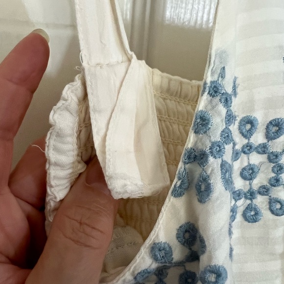 American eagle white maxi dress with embroidered blue flowers size M - Picture 6 of 12